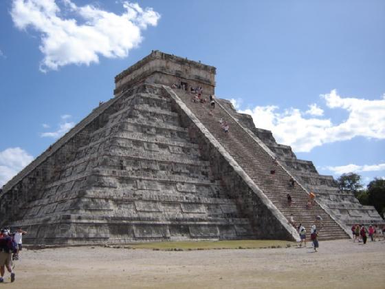 1920356-El_Castillo-Ruinas_Chichen_Itza.jpg